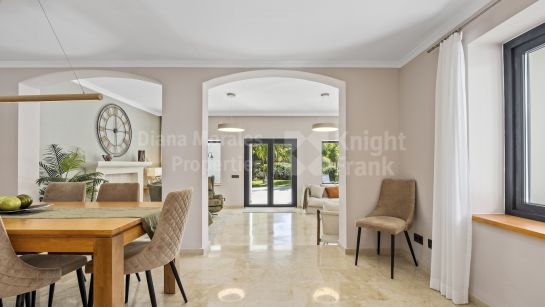 Вилла на продажу в Paraiso Alto, Бенахавис