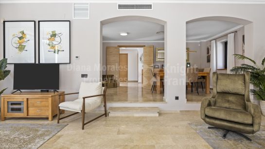 Вилла на продажу в Paraiso Alto, Бенахавис