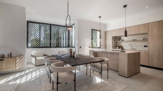 Apartamento Planta Baja en venta en Altos Reales, Marbella Milla de Oro
