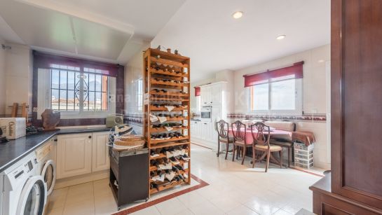 Apartamento en venta en Les Belvederes, Nueva Andalucia