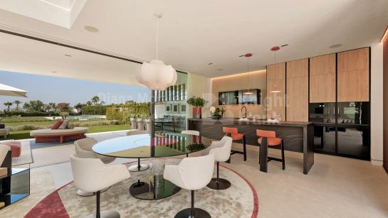 Villa Pareada en venta en Vilas 12, Marbella Milla de Oro