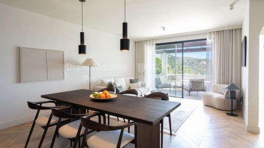 Пентхаус дуплекс на продажу в Lomas de La Quinta, Бенахавис