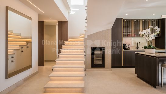 Atico Duplex en venta en Cabo Bermejo, Estepona Este