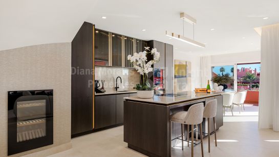 Atico Duplex en venta en Cabo Bermejo, Estepona Este