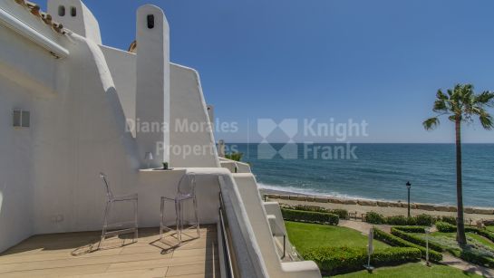 Таунхаус на продажу в Coral Beach, Золотая Миля