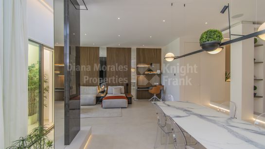 Таунхаус на продажу в Coral Beach, Золотая Миля