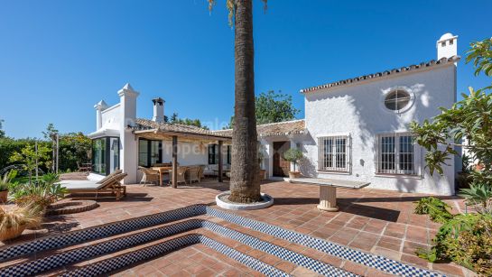 Villa for sale in Guadalmina Alta, San Pedro de Alcantara