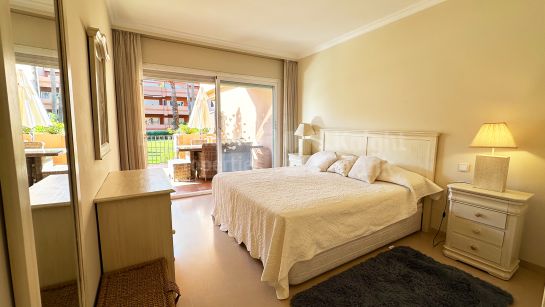 Ground Floor Apartment for sale in El Embrujo Playa, Puerto Banus