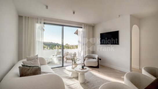Пентхаус дуплекс на продажу в Lomas de La Quinta, Бенахавис