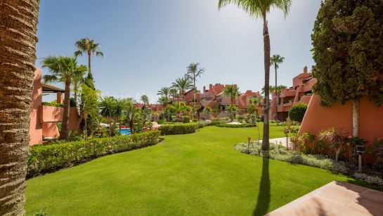 Erdgeschosswohnung zum Verkauf in Torre Bermeja, Estepona Ost