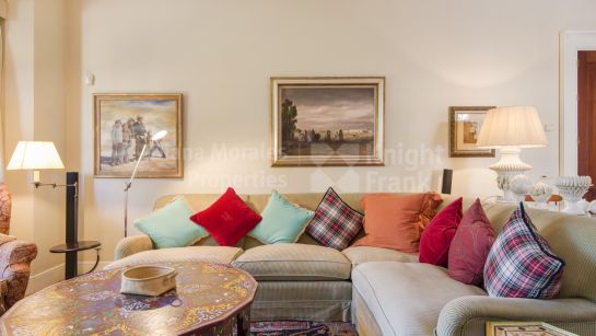 Villa for sale in Huerta Belón, Marbella City