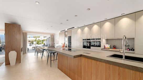 Apartment for sale in Las Terrazas de Las Lomas, Marbella Golden Mile
