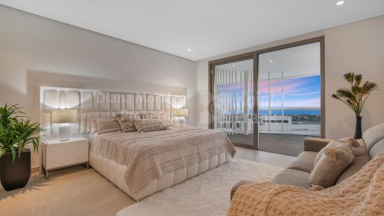 Апартамент на продажу в The View Marbella, Бенахавис