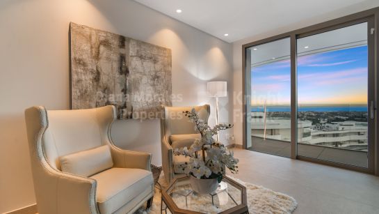 Апартамент на продажу в The View Marbella, Бенахавис