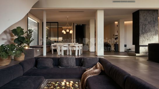 Villa à louer à Los Monteros, Marbella Est
