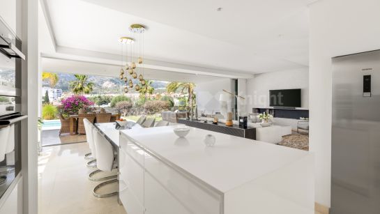 Villa for sale in Marbella East, Marbella