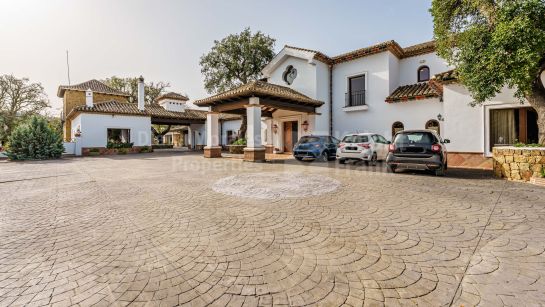Villa à vendre à Elviria, Marbella Est