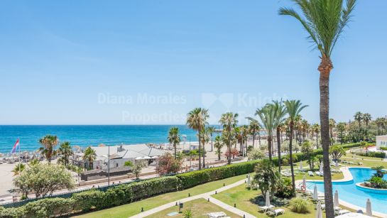 Apartment for sale in Los Granados, Puerto Banus
