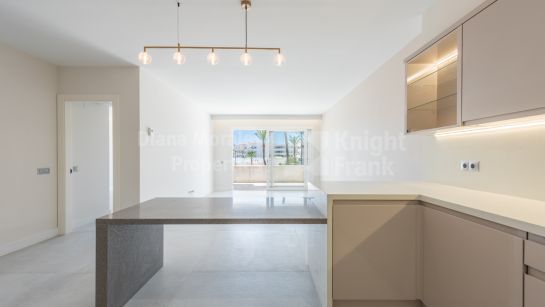 Apartment for sale in Los Granados, Puerto Banus