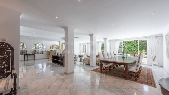 Villa for sale in Los Monteros, Marbella East