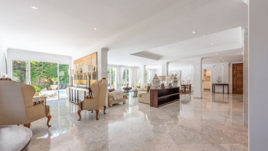 Villa for sale in Los Monteros, Marbella East