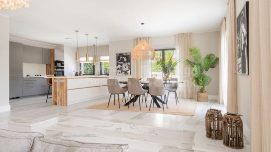 Вилла на продажу в Paraiso Alto, Бенахавис