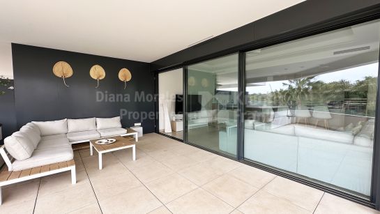 Apartamento en venta en El Campanario Hills, Estepona Este