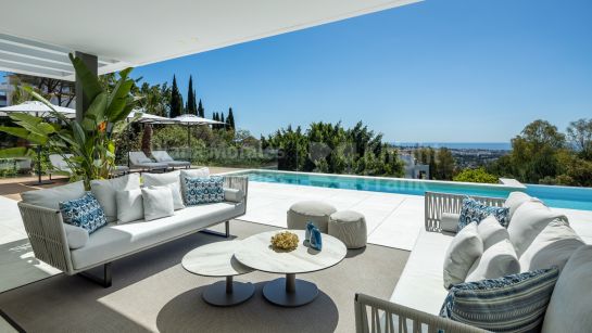 Villa zum Verkauf in El Herrojo, Benahavis