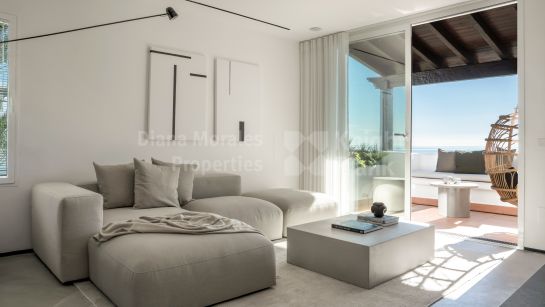 Ático en venta en Alcazaba Beach, Estepona Este