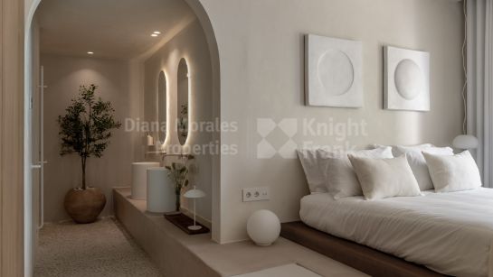 Zweistöckiges Penthouse zum Verkauf in Jardines Colgantes, Marbella Goldene Meile