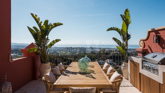 Пентхаус дуплекс на продажу в Monte Halcones, Бенахавис