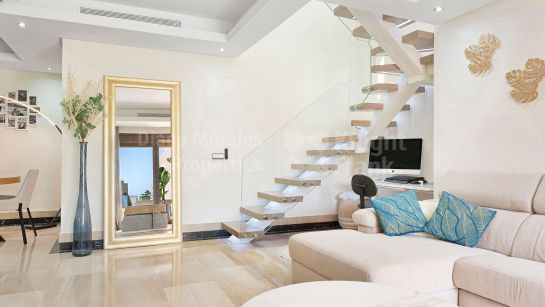 Duplex Penthouse à vendre à Bahia de la Plata, Estepona Est