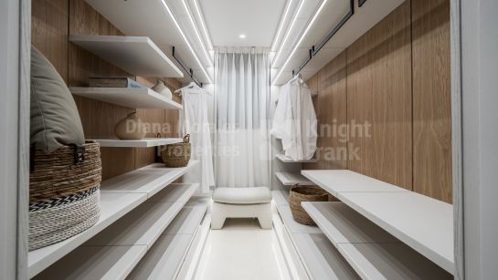 Zweistöckiges Penthouse zum Verkauf in Aloha, Nueva Andalucia
