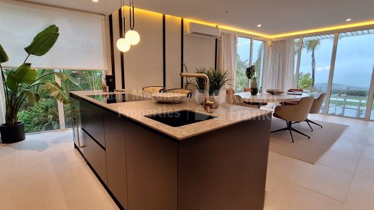 Вилла на продажу в Cala de Mijas, Михас Коста