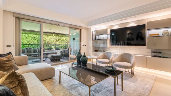 Apartamento en venta en Jardines del Principe, Marbella Milla de Oro