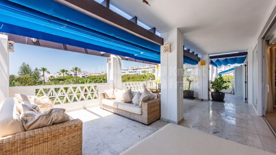 Appartement à vendre à Playas del Duque, Puerto Banus