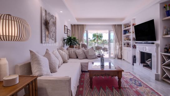 Zweistöckiges Penthouse zum Verkauf in Alcazaba Gardens, Puerto Banus