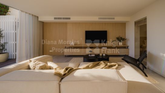 Apartamento Planta Baja en venta en Palacetes Los Belvederes, Nueva Andalucia
