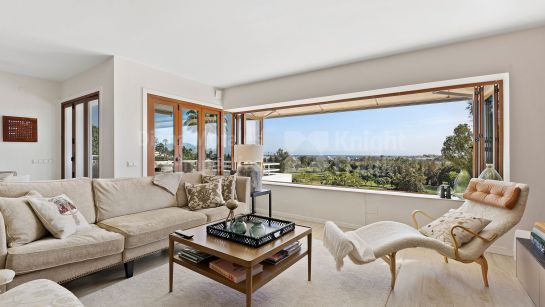 Duplex Penthouse for sale in Alcores del Golf, Nueva Andalucia