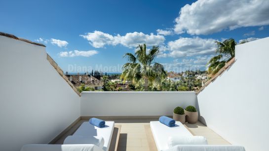 Zweistöckiges Penthouse zum Verkauf in Monte Paraiso, Marbella Goldene Meile
