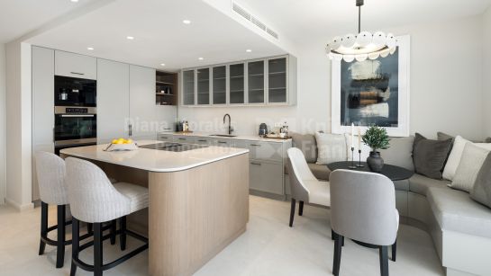 Zweistöckiges Penthouse zum Verkauf in Monte Paraiso, Marbella Goldene Meile