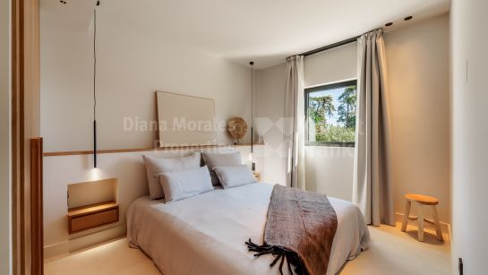 Villa for sale in Cortijo Blanco, San Pedro de Alcantara