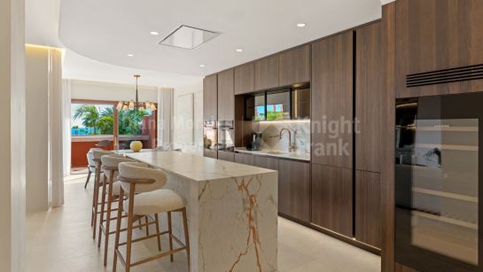 Duplex en venta en Torre Bermeja, Estepona Este
