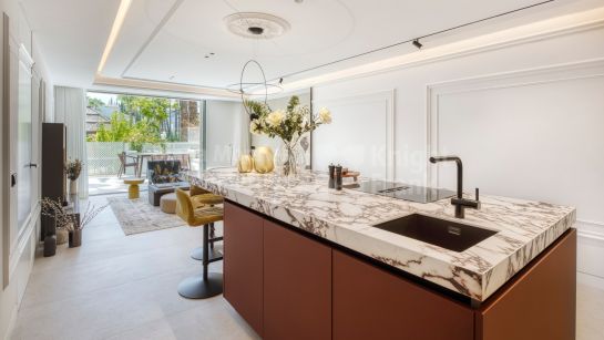 Ground Floor Apartment for sale in Marina Puente Romano, Marbella Golden Mile