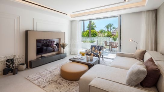 Ground Floor Apartment for sale in Marina Puente Romano, Marbella Golden Mile