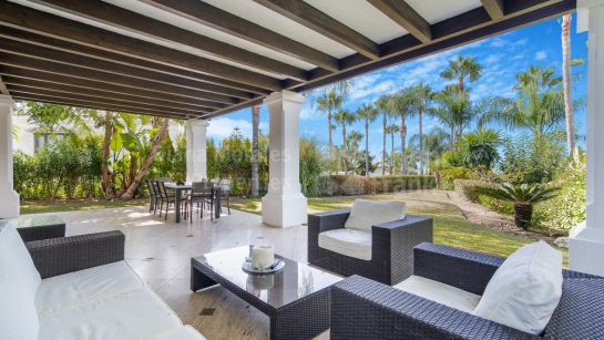 Вилла на продажу в Lomas de Magna Marbella, Золотая Миля