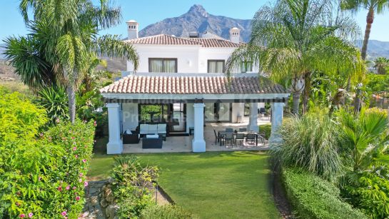 Вилла на продажу в Lomas de Magna Marbella, Золотая Миля