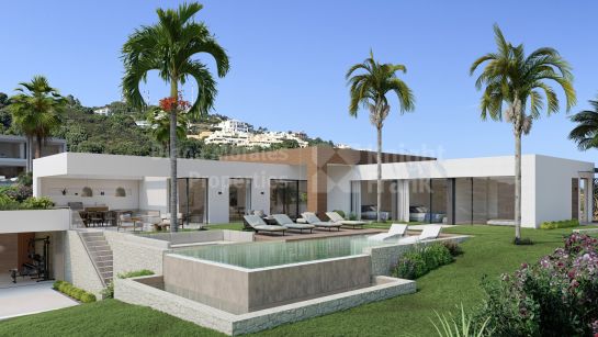 Villa for sale in Los Altos de los Monteros, Marbella East