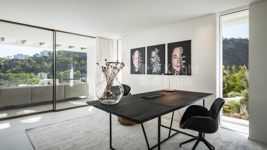 Villa en venta en Lomas de La Quinta, Benahavis