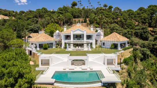 Villa for sale in La Zagaleta, Benahavis